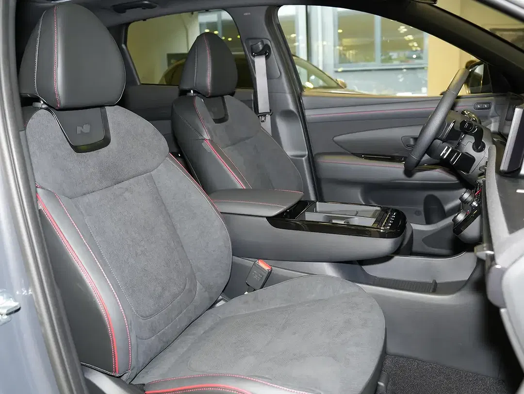 Hyundai TUCSON - Thumbnail 5