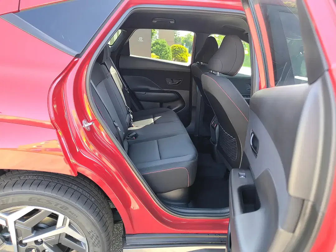 Hyundai KONA - Thumbnail 12