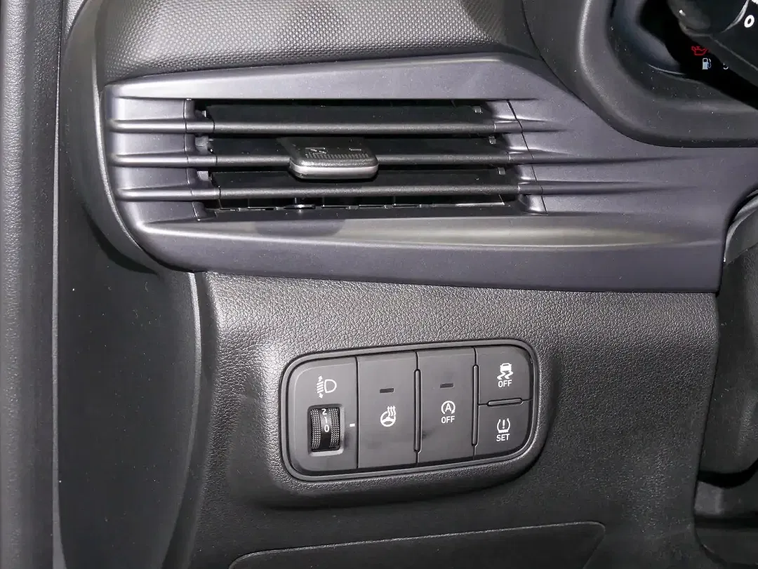 Hyundai i20 - Thumbnail 15