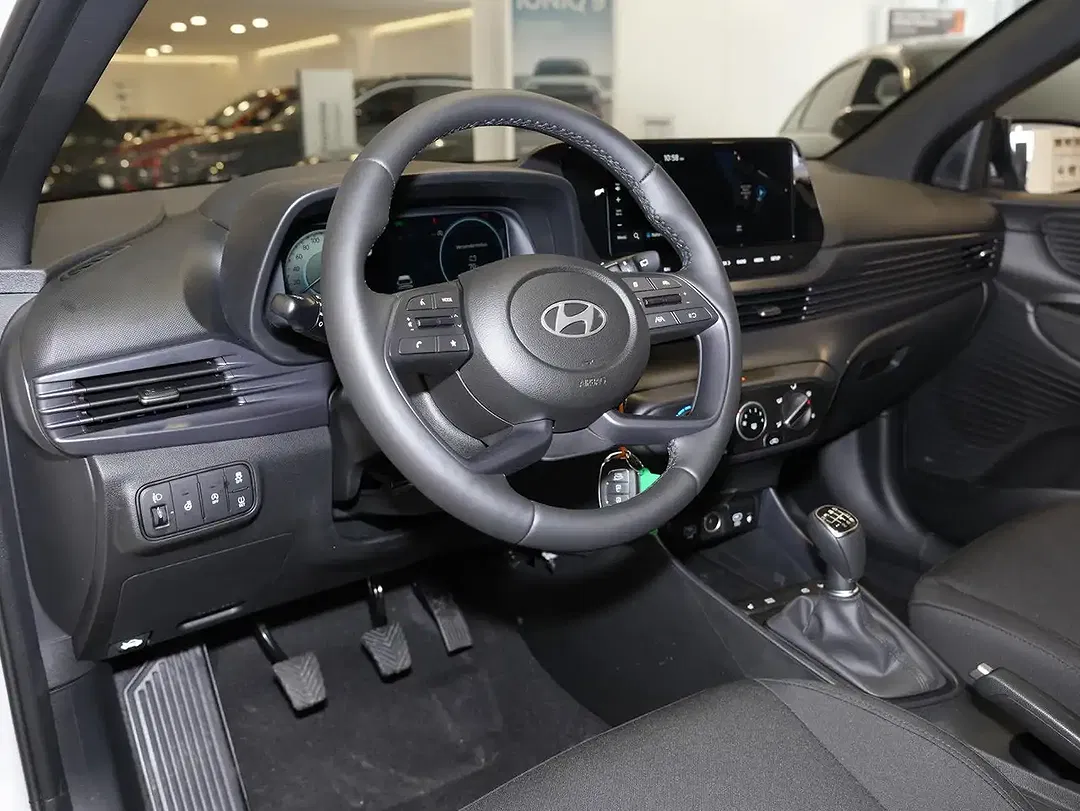 Hyundai i20 - Thumbnail 4