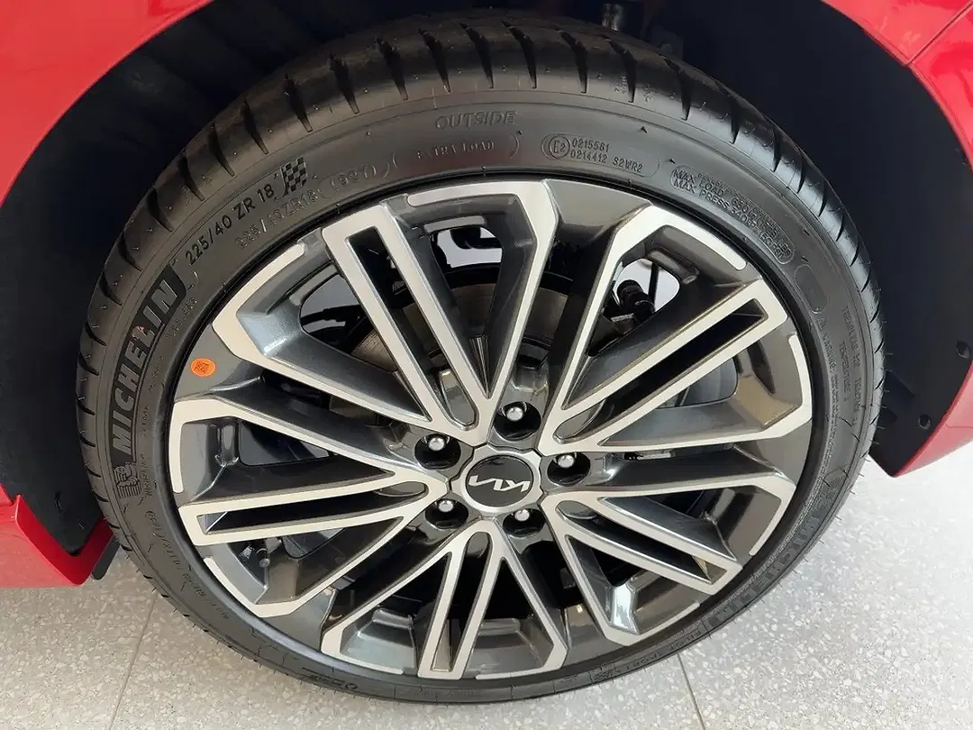 Kia Ceed / cee'd - Thumbnail 12