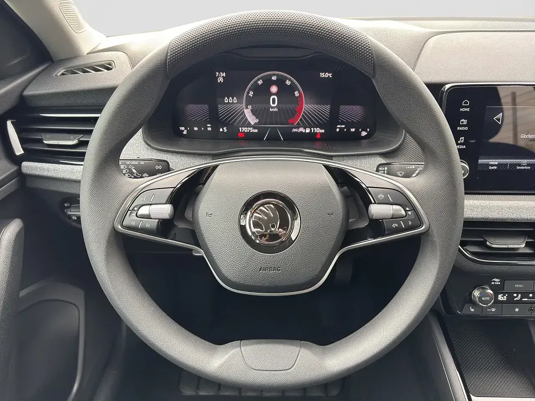 Skoda Scala - Thumbnail 8