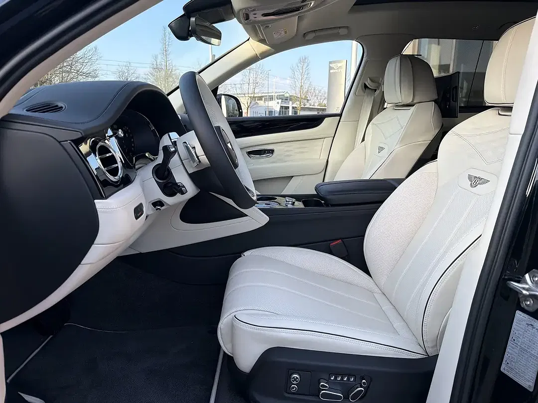 Bentley Bentayga - Thumbnail 14