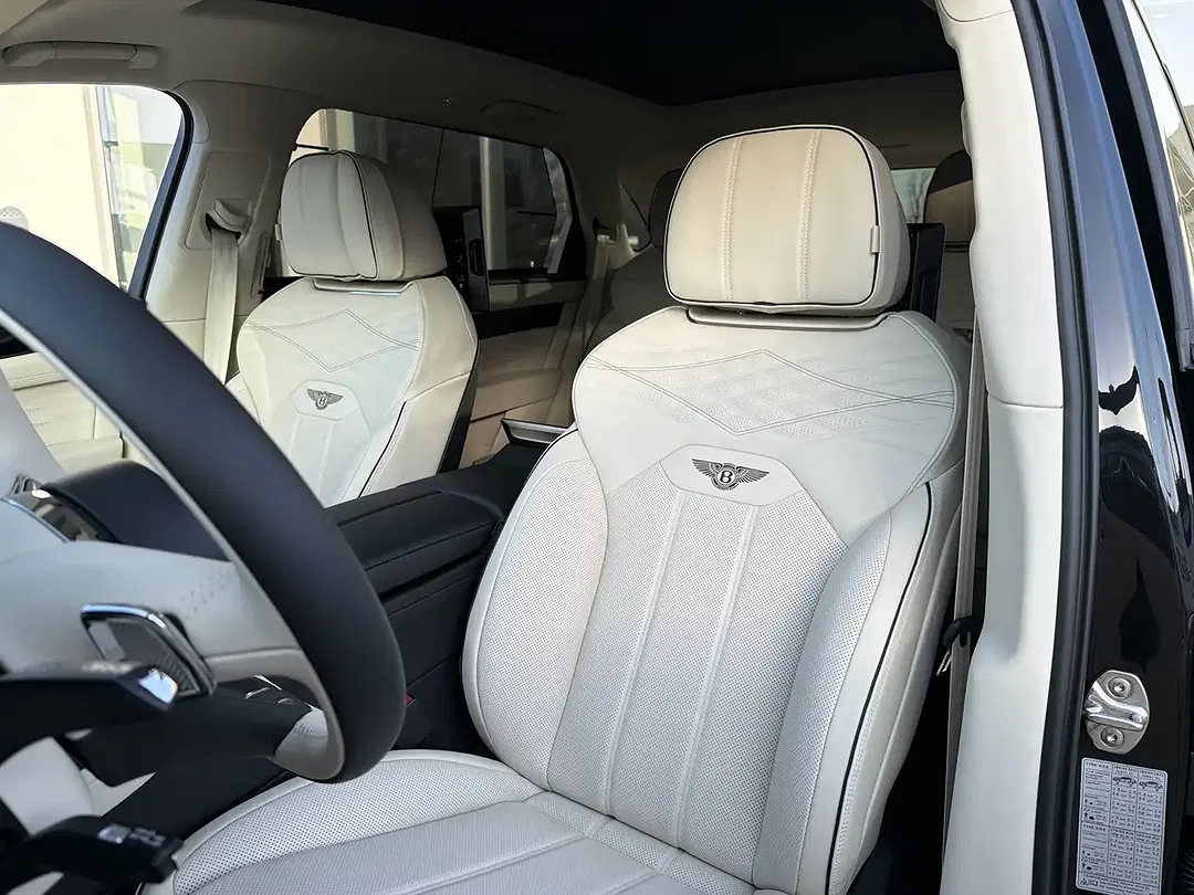 Bentley Bentayga - Thumbnail 15