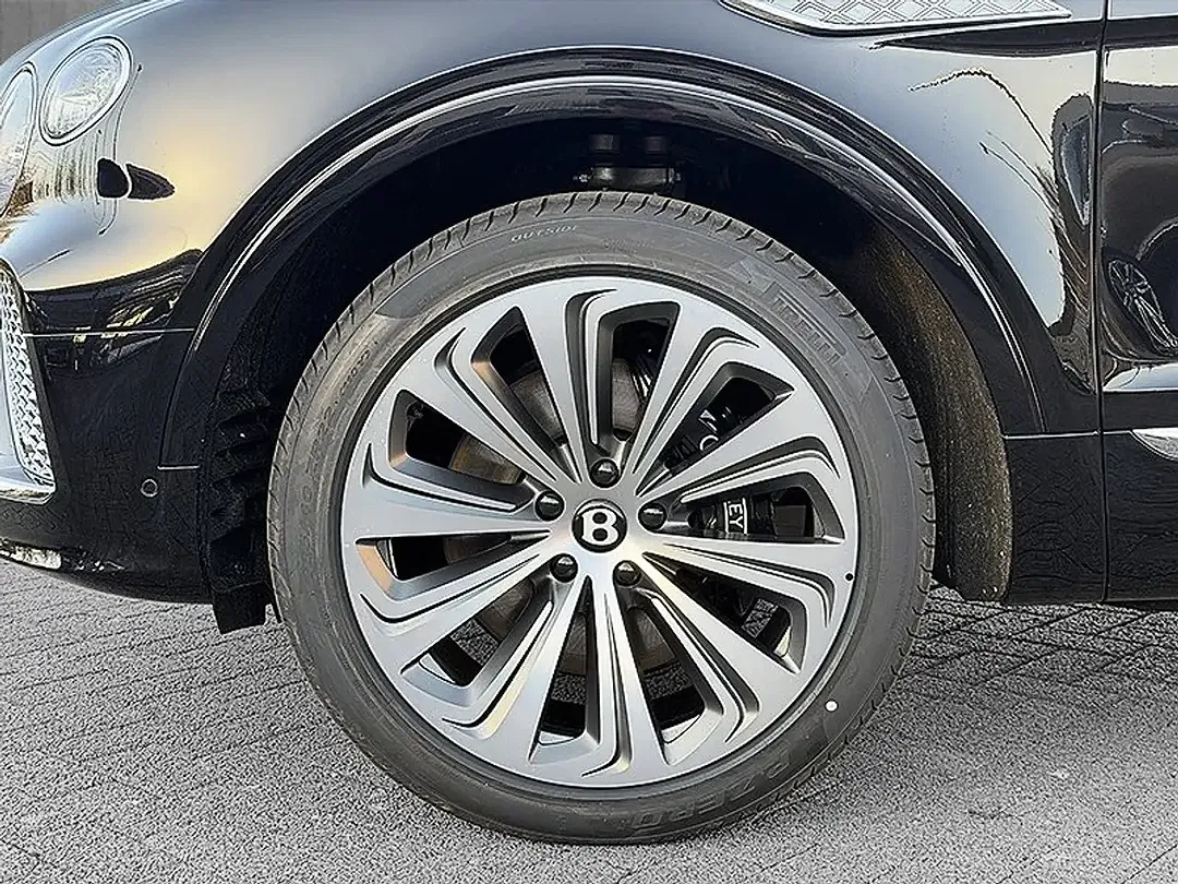 Bentley Bentayga - Thumbnail 5