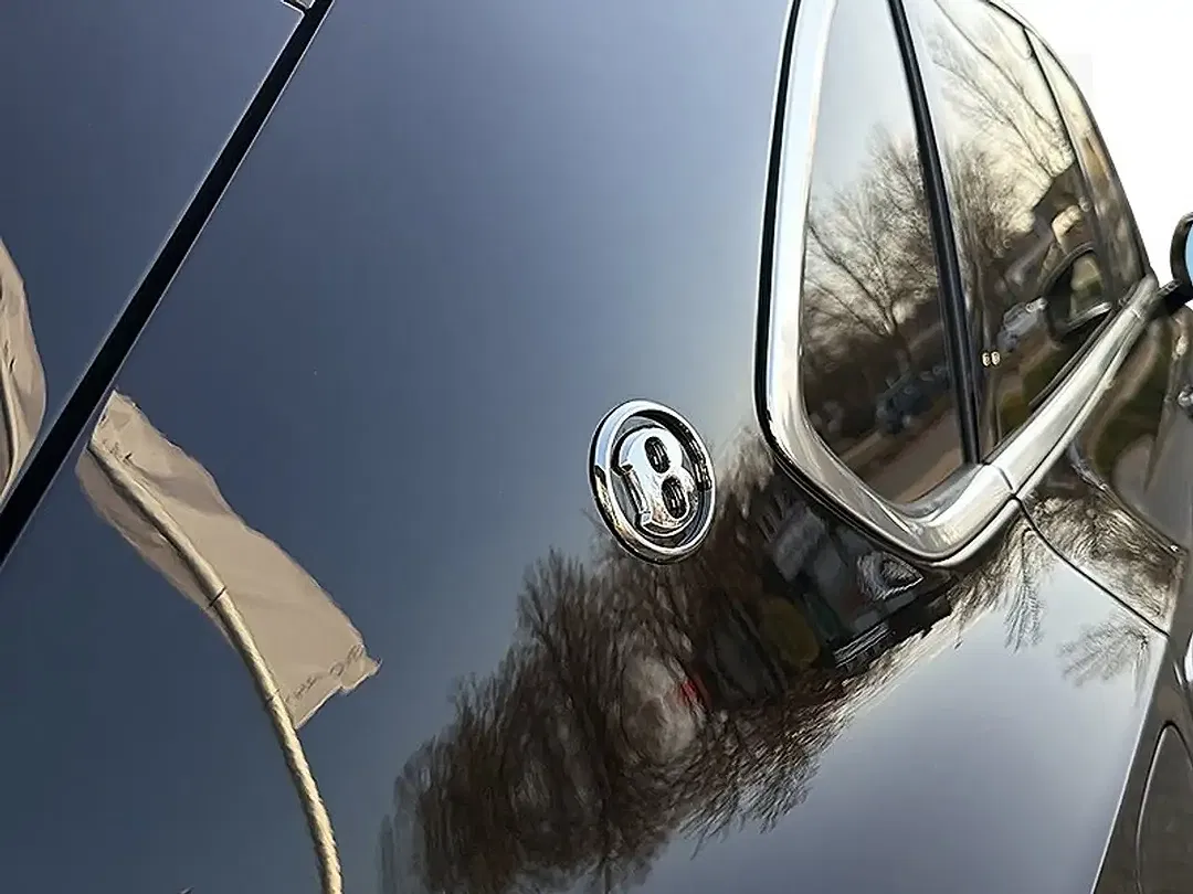 Bentley Bentayga - Thumbnail 9