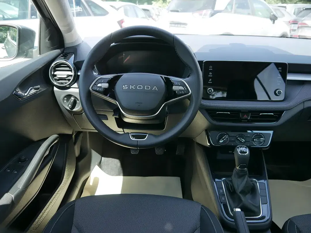 Skoda Fabia - Thumbnail 12