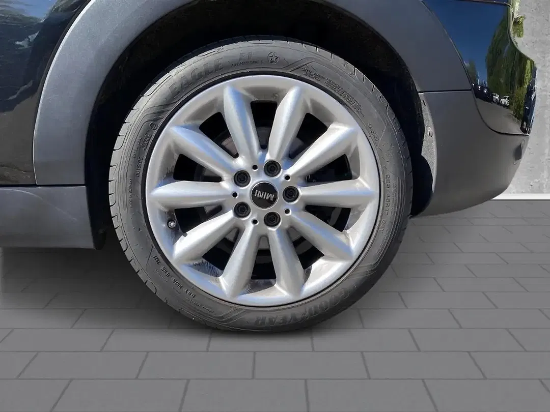 MINI Cooper Clubman - Thumbnail 6