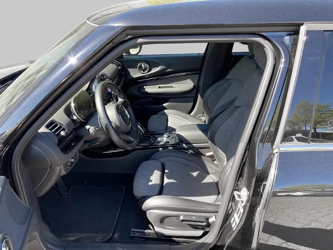 MINI Cooper Clubman - Thumbnail 9