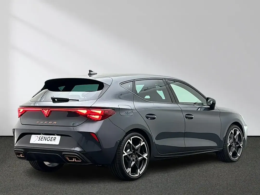 CUPRA Leon - Thumbnail 2
