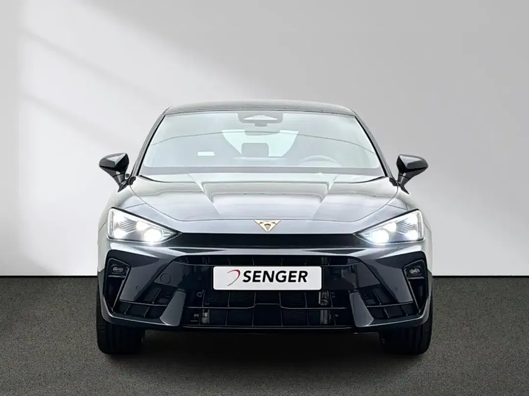 CUPRA Leon - Thumbnail 3