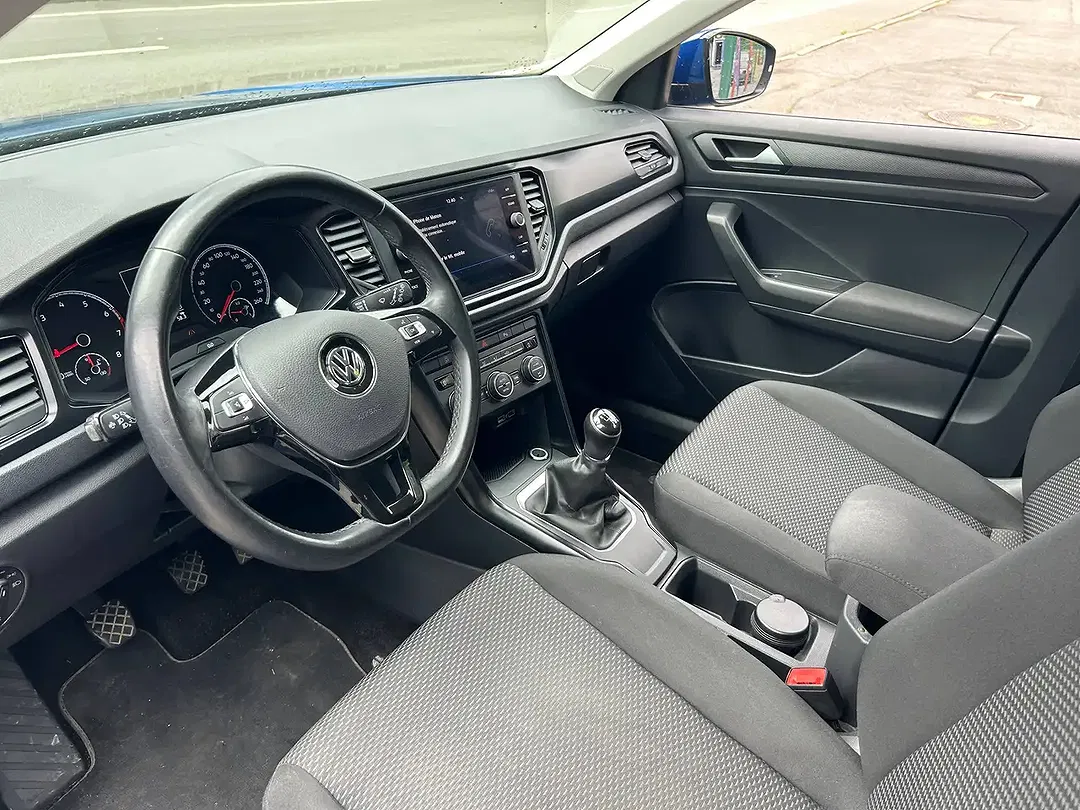 Volkswagen T-Roc - Thumbnail 12