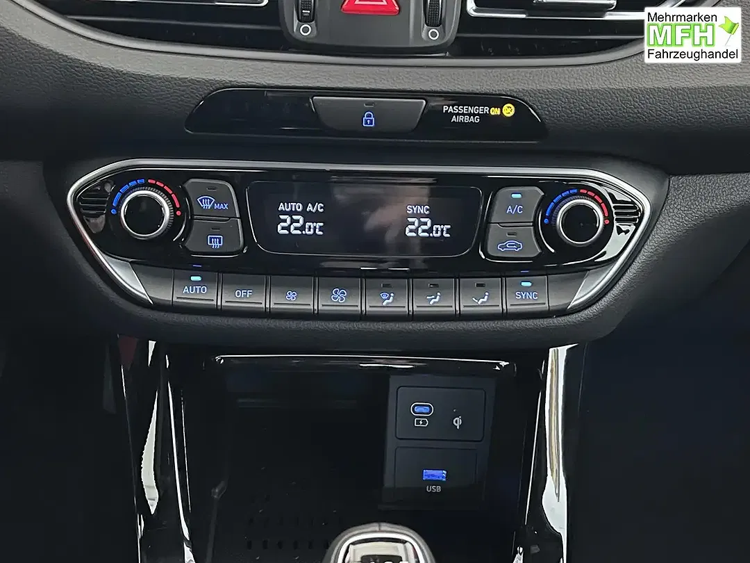 Hyundai i30 - Thumbnail 12