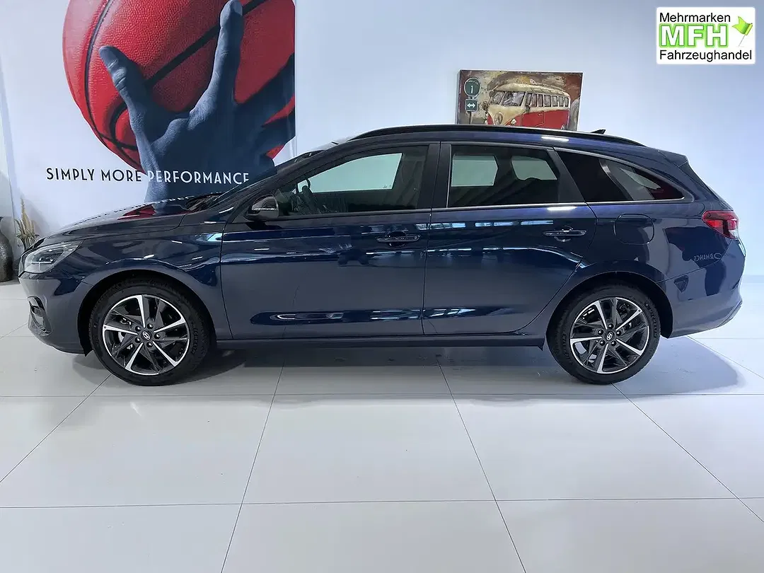 Hyundai i30 - Thumbnail 3