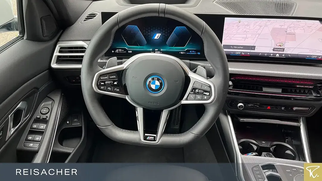 BMW 330 - Thumbnail 5