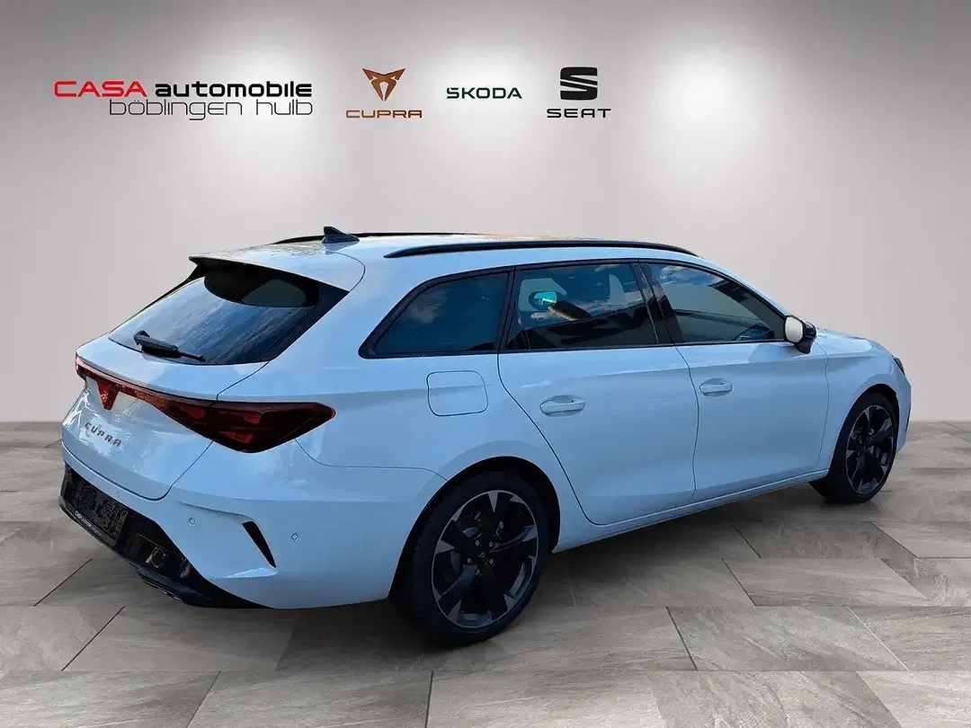 CUPRA Leon - Thumbnail 4