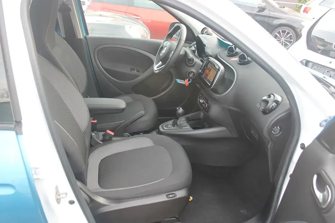 smart forFour - Thumbnail 5