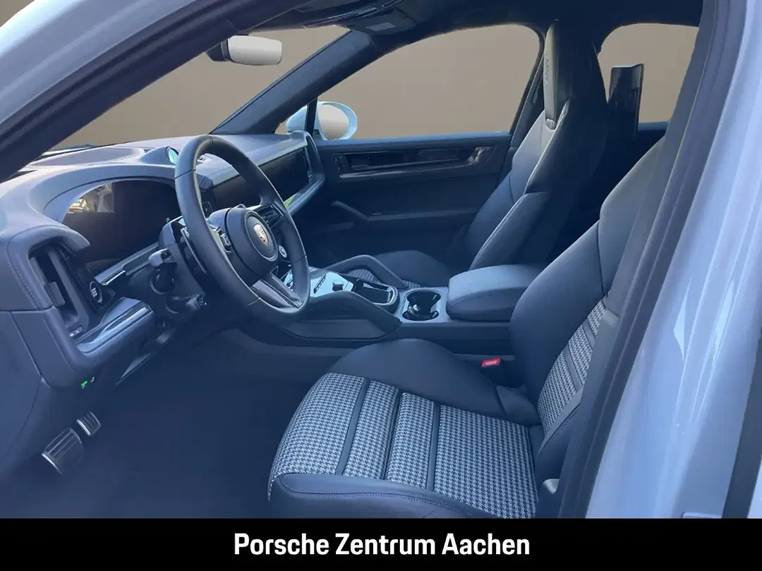 Porsche Cayenne - Thumbnail 11