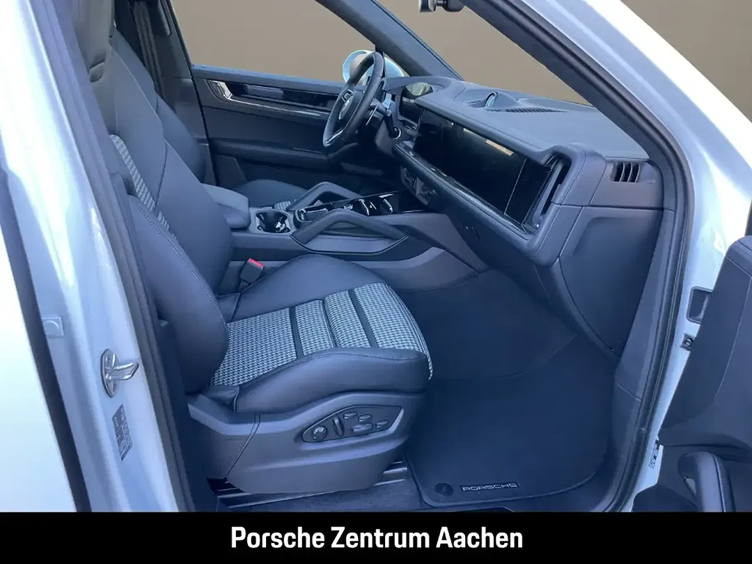 Porsche Cayenne - Thumbnail 12