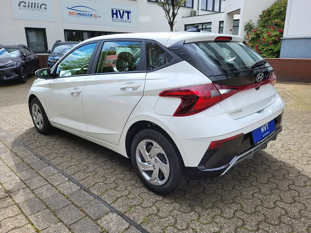 Hyundai i20 - Thumbnail 8