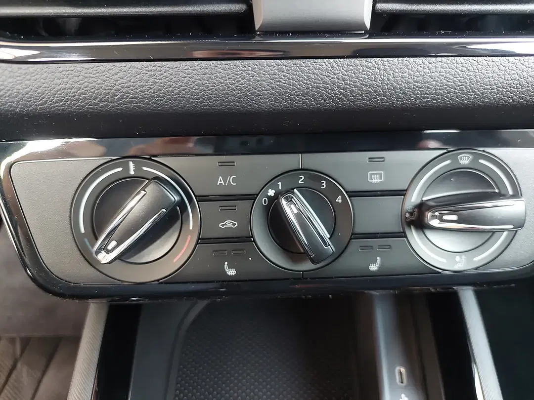 Skoda Scala - Thumbnail 11