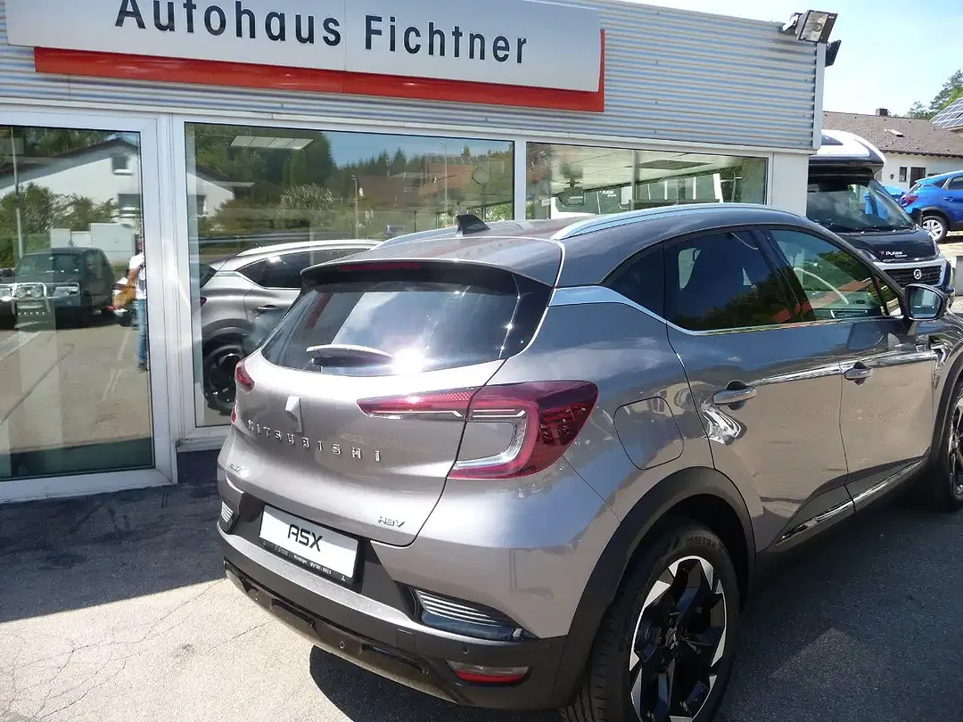 Mitsubishi ASX - Thumbnail 2