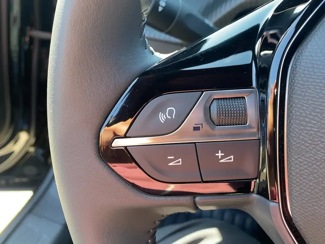 Peugeot 2008 - Thumbnail 15