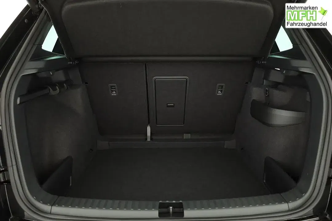 Skoda Karoq - Thumbnail 12
