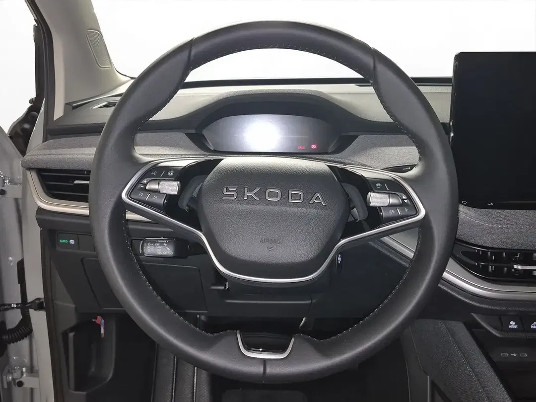 Skoda Enyaq - Thumbnail 10