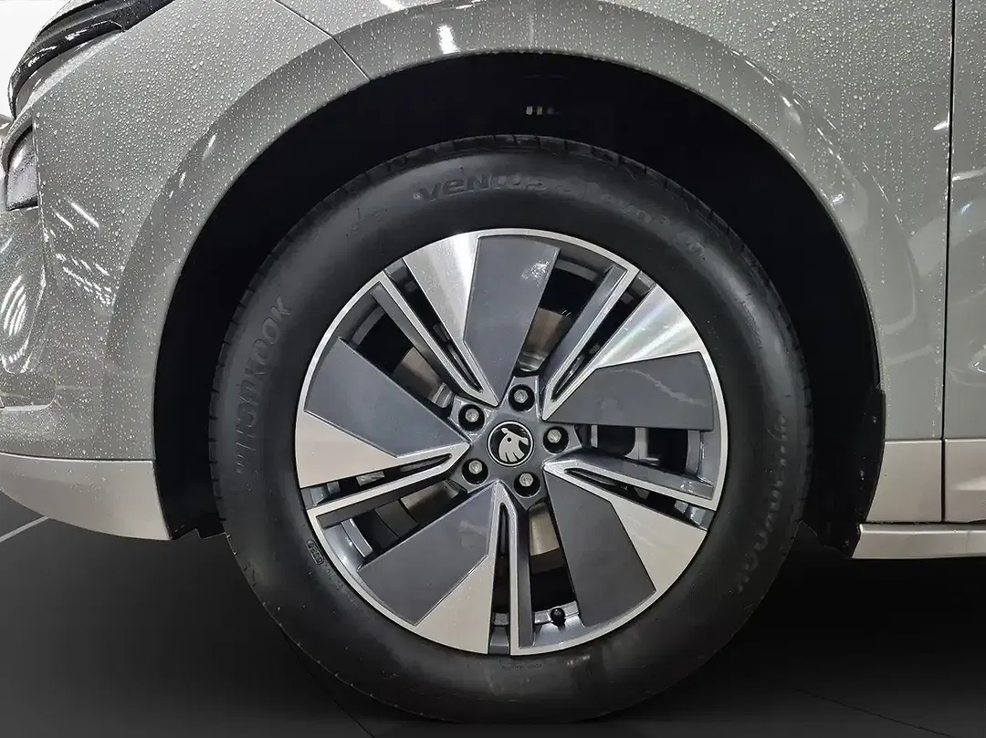Skoda Enyaq - Thumbnail 7