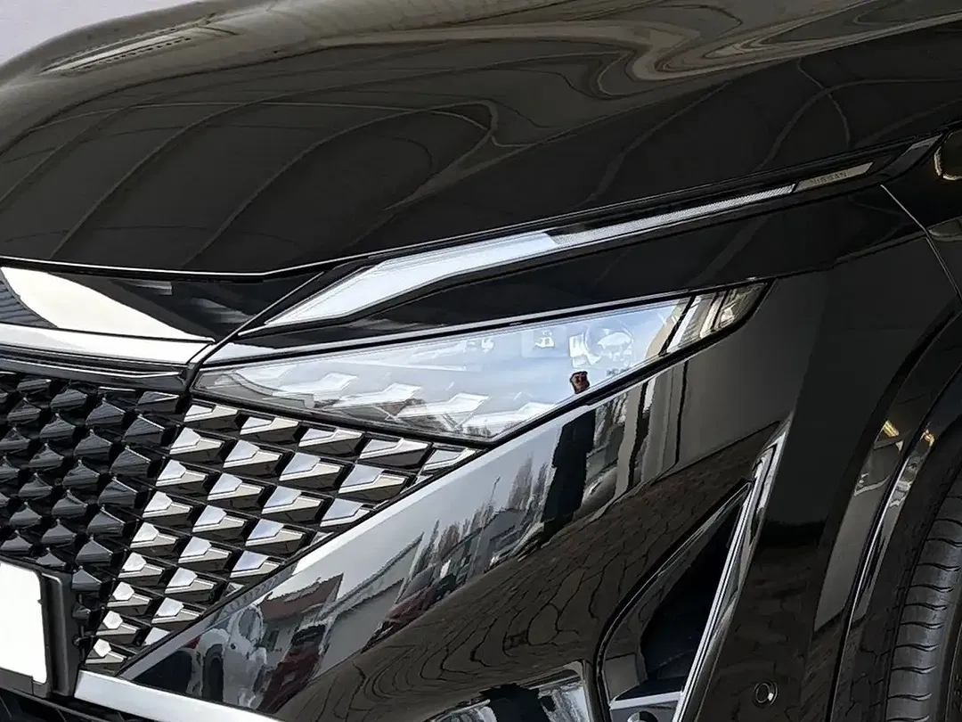 Nissan Qashqai - Thumbnail 10