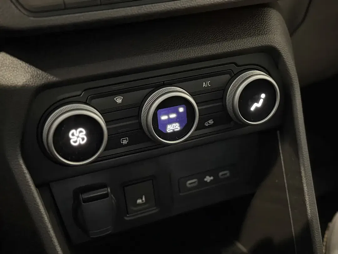 Dacia Sandero - Thumbnail 15