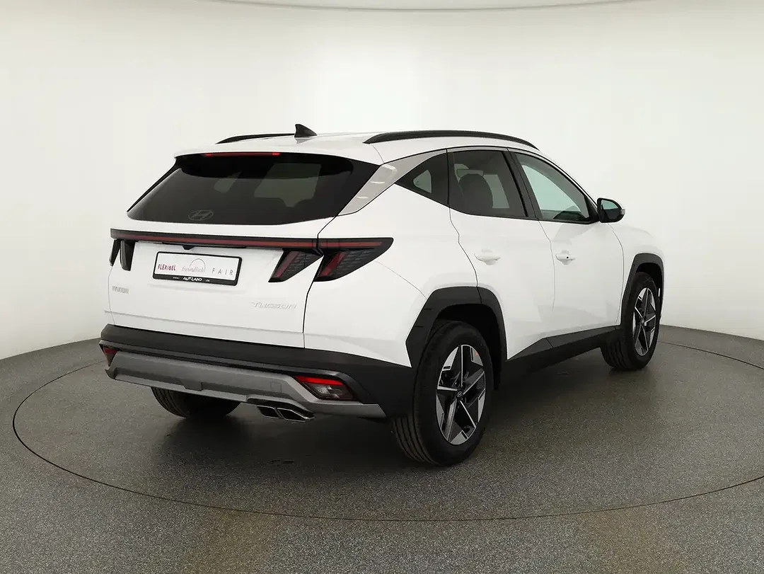 Hyundai TUCSON - Thumbnail 4