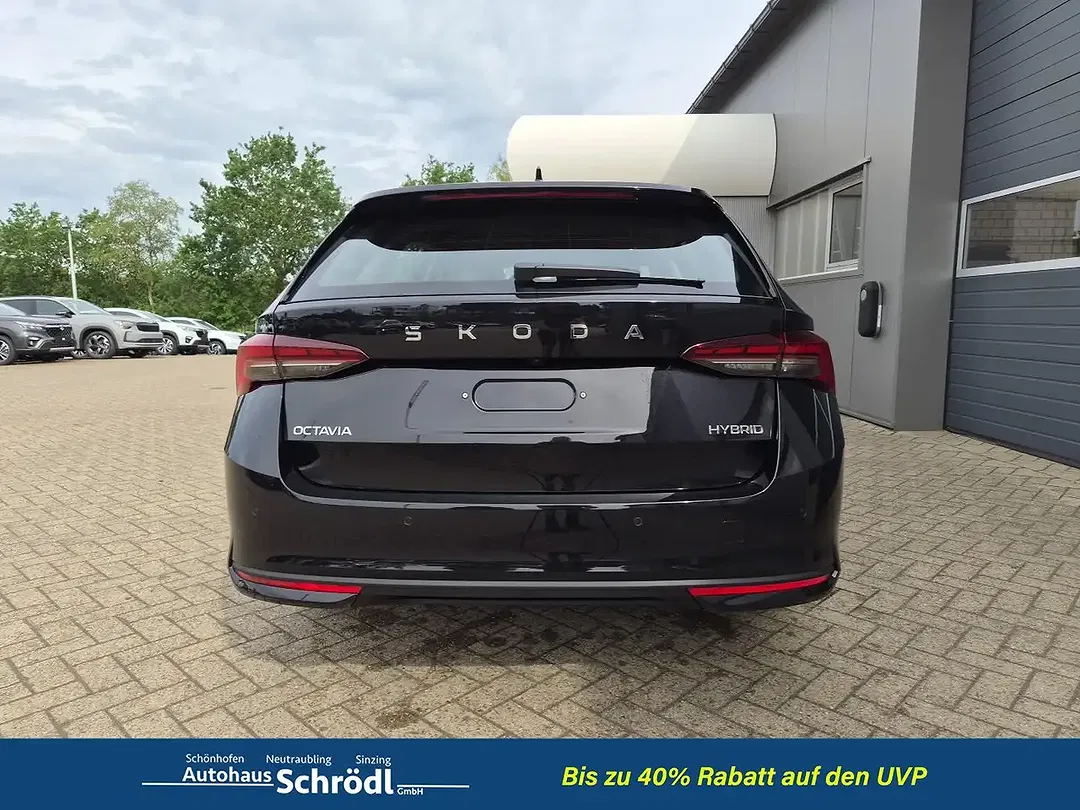 Skoda Octavia - Thumbnail 4