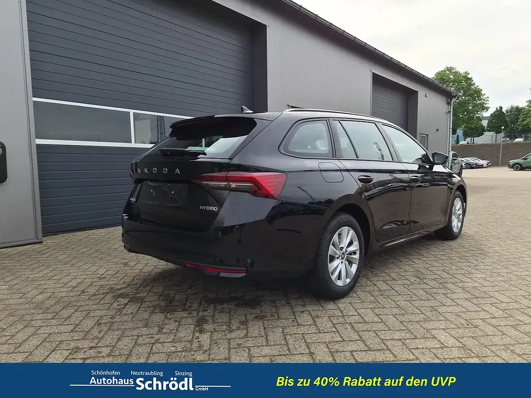 Skoda Octavia - Thumbnail 5
