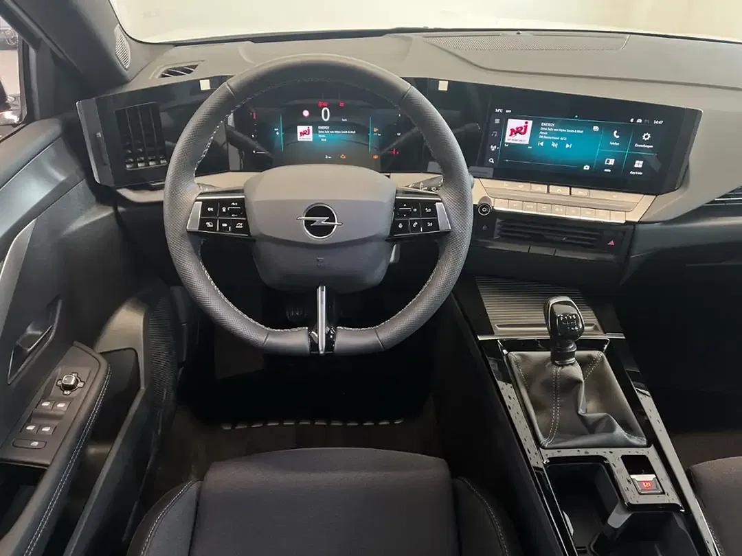 Opel Astra - Thumbnail 8