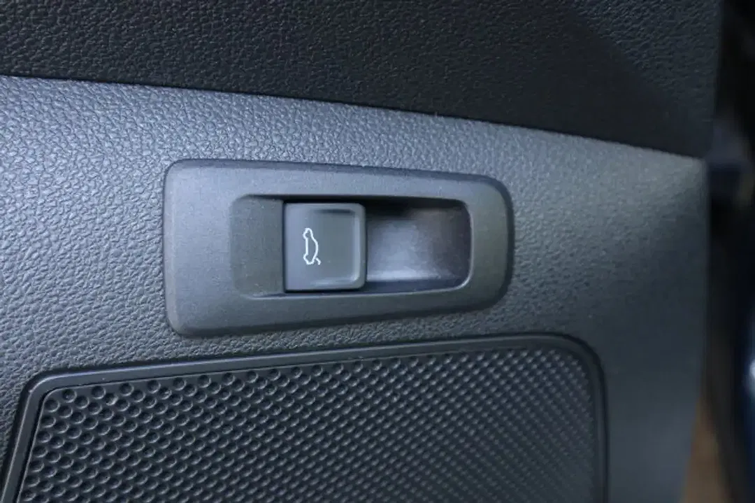 Skoda Karoq - Thumbnail 9