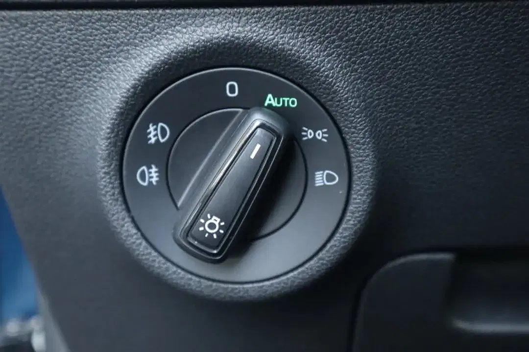 Skoda Karoq - Thumbnail 10