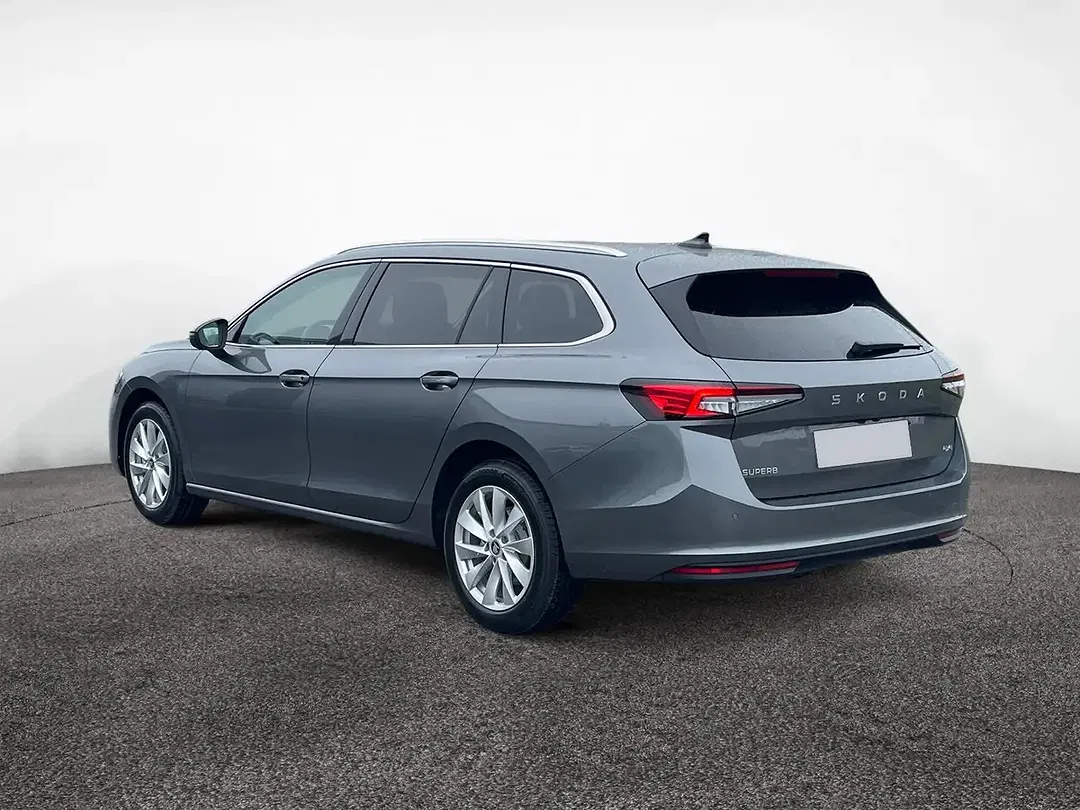 Skoda Superb - Thumbnail 4