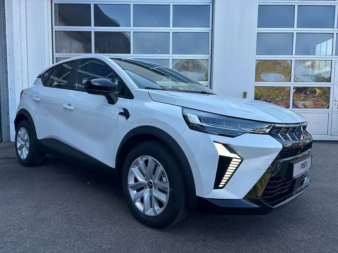 Mitsubishi ASX - Thumbnail 2