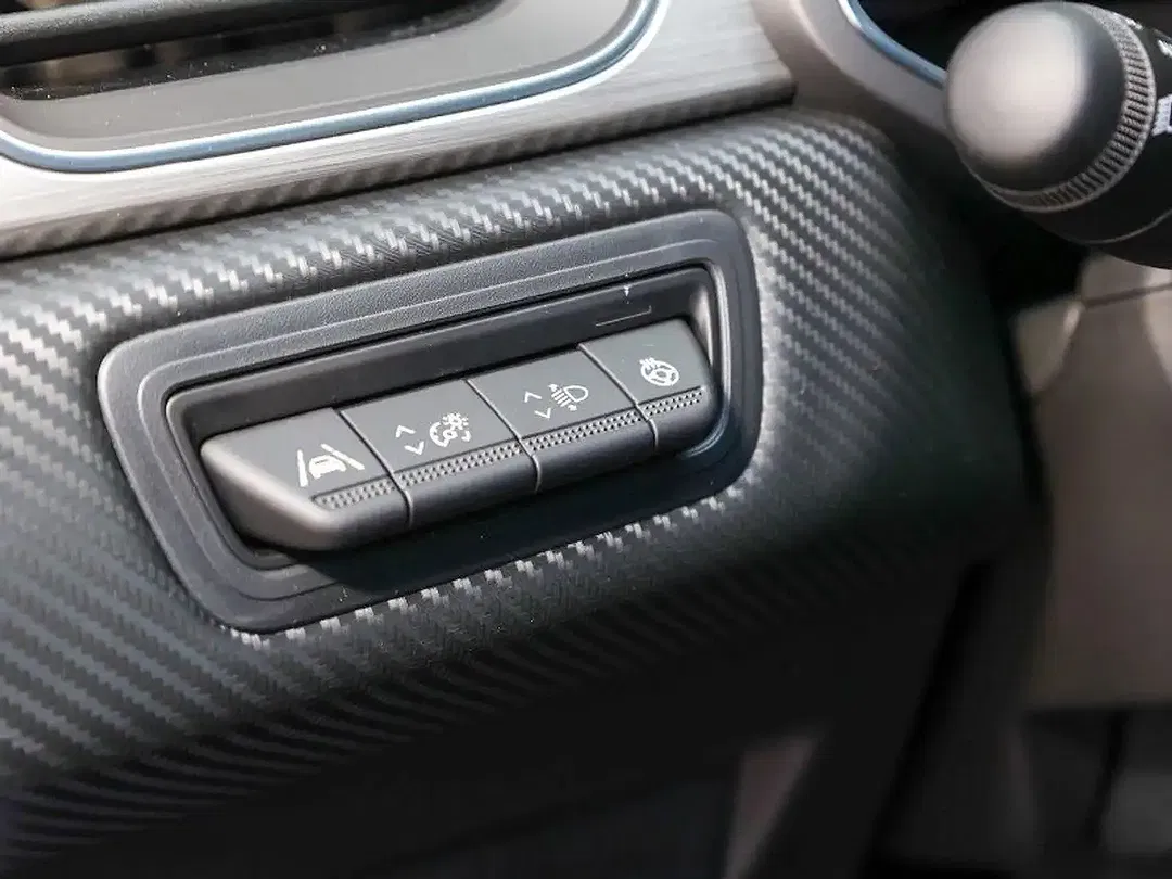 Renault Captur - Thumbnail 8