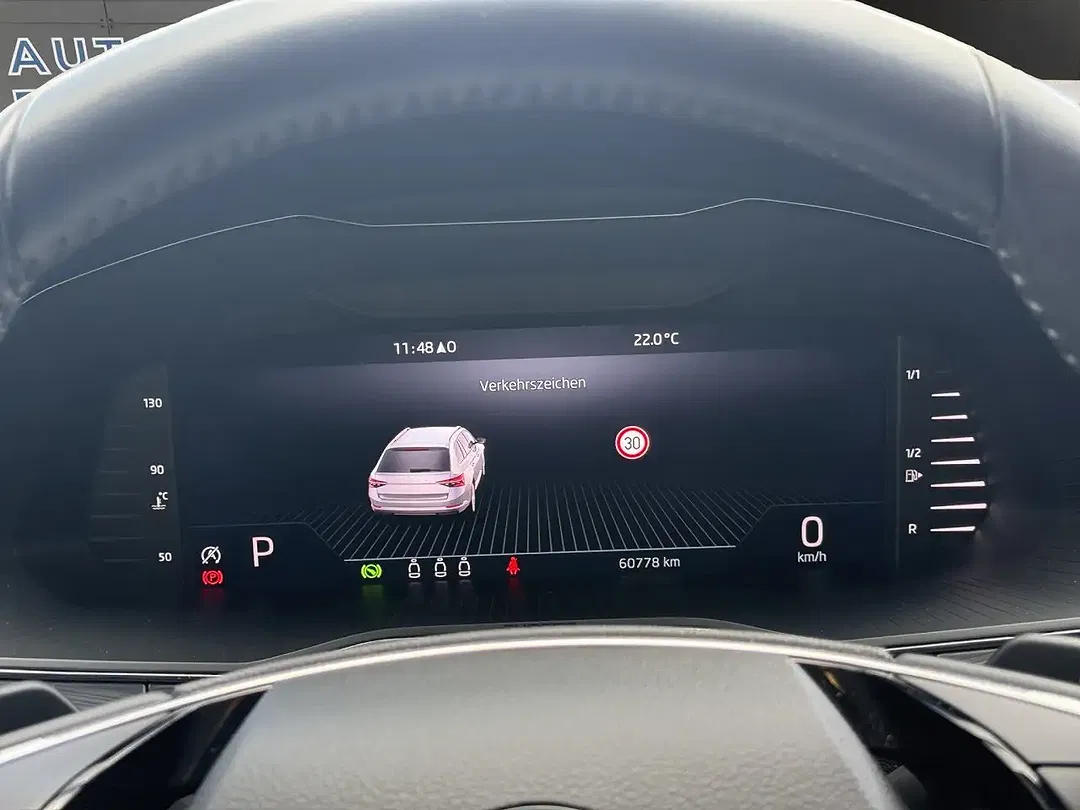 Skoda Superb - Thumbnail 15