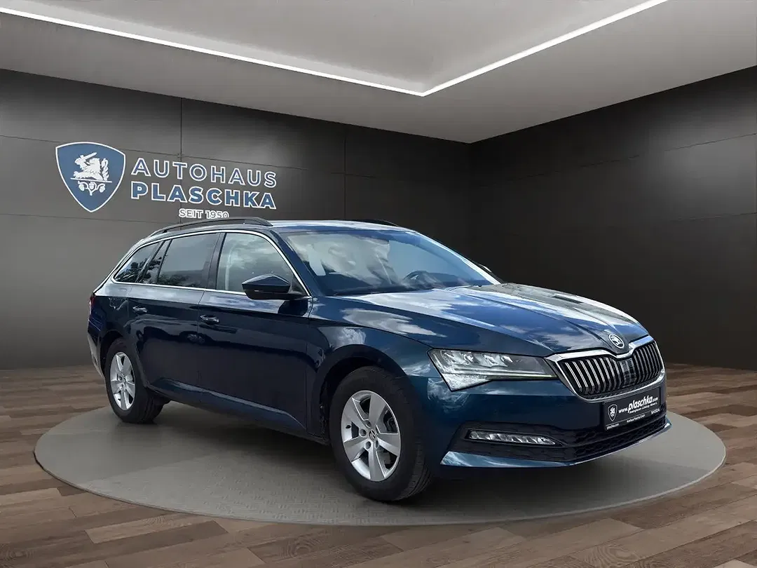 Skoda Superb - Thumbnail 3