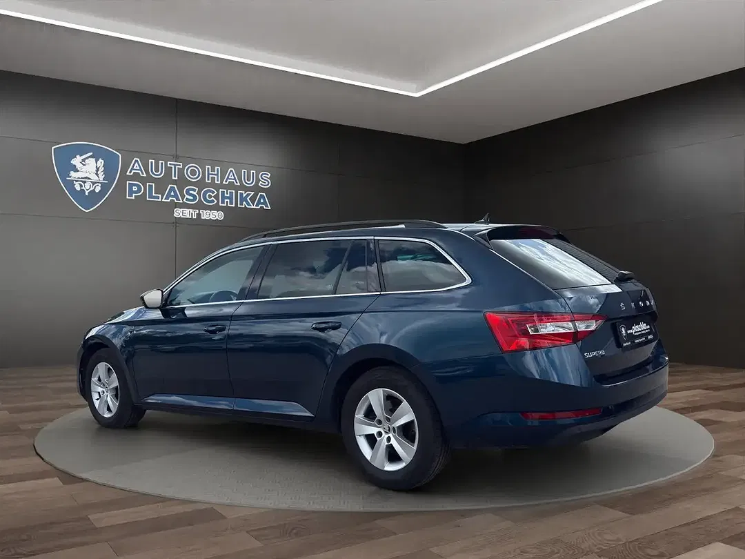 Skoda Superb - Thumbnail 7
