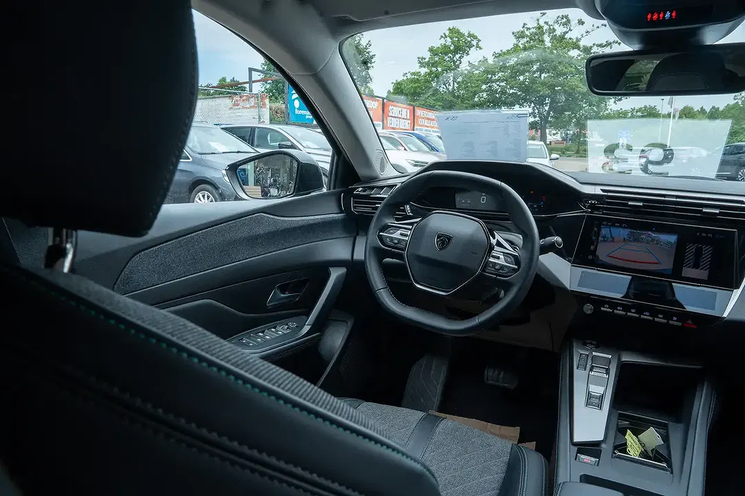 Peugeot 408 - Thumbnail 15