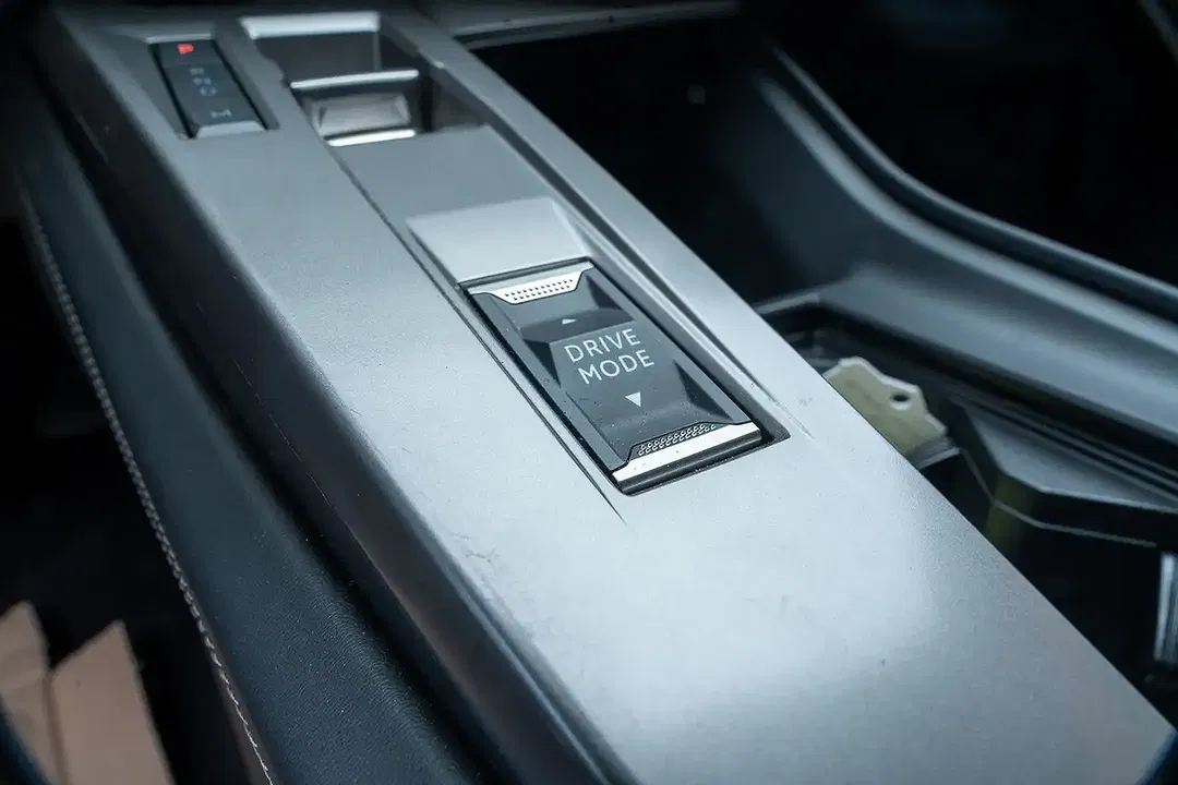 Peugeot 408 - Thumbnail 8