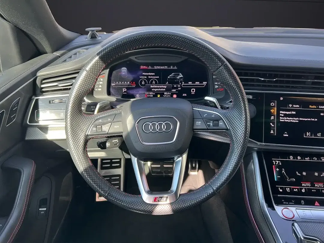 Audi RS Q8 - Thumbnail 10
