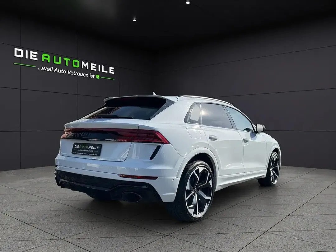 Audi RS Q8 - Thumbnail 6