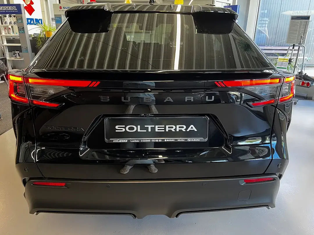 Subaru Solterra - Thumbnail 4
