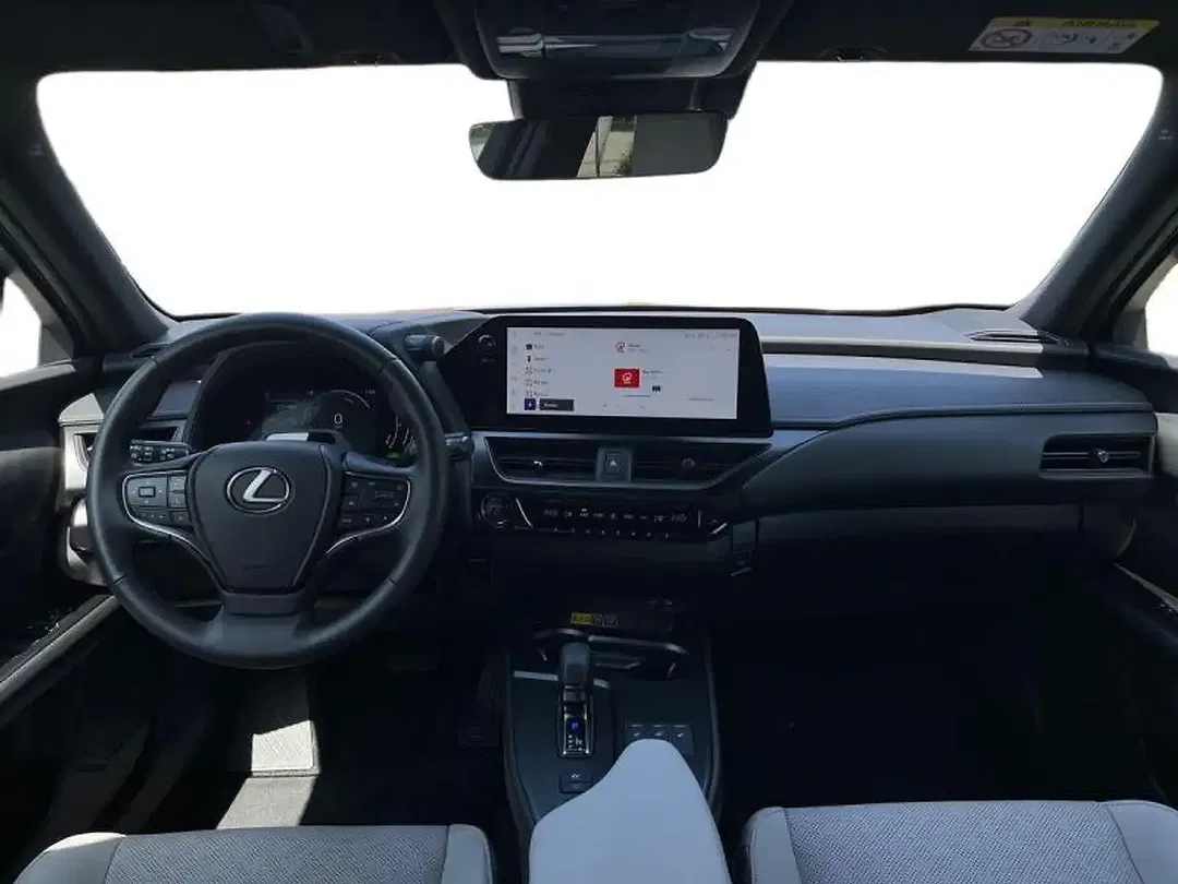 Lexus UX 300h - Thumbnail 10